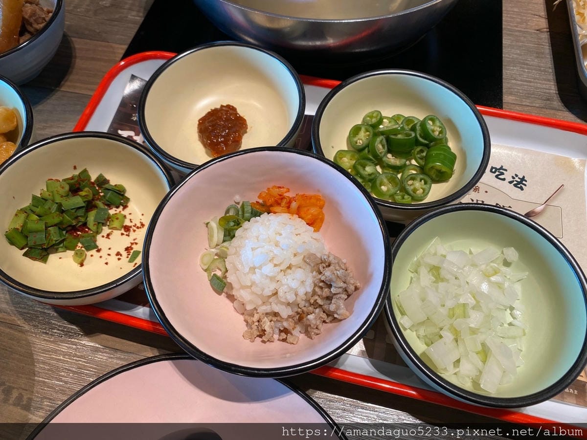 食記-台北市信義區釜山宗家韓式鍋物專門店最低298元起 食記-台北市信義區釜山宗家韓式鍋物專門店最低298元起
