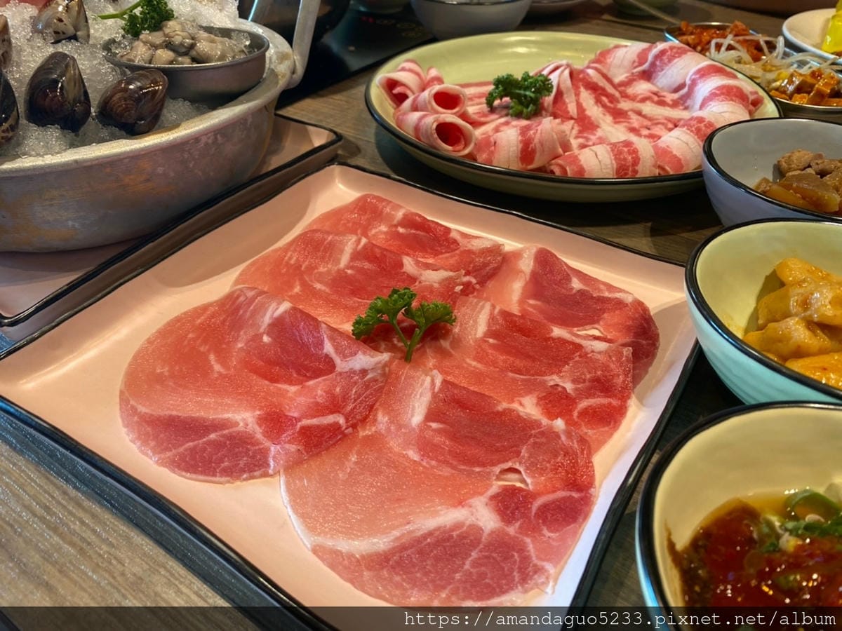 食記-台北市信義區釜山宗家韓式鍋物專門店最低298元起 食記-台北市信義區釜山宗家韓式鍋物專門店最低298元起