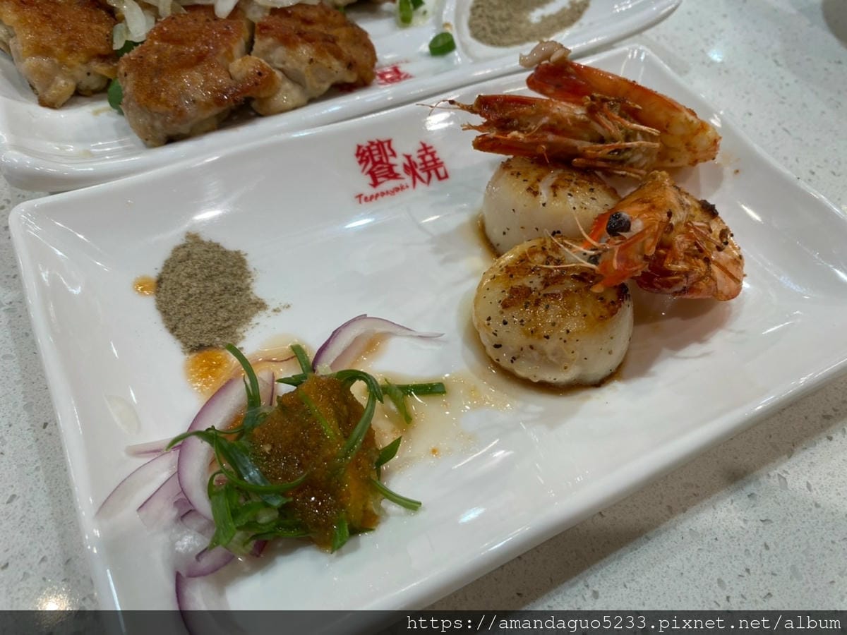食記-台北市信義區饗燒板料理(統一時代台北店)新開幕! 食記-台北市信義區饗燒板料理(統一時代台北店)新開幕!