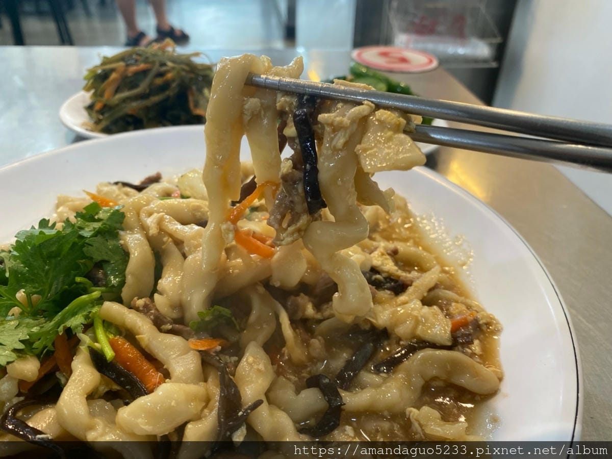 食記-台北市北投區彈芽麵裕民商圈內人氣小吃店,招牌彈芽