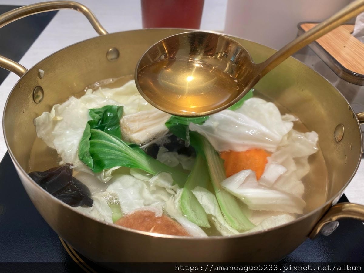 食記-台北市大安區鍋鮮生一個人也可以獨享的澎派海鮮鍋,