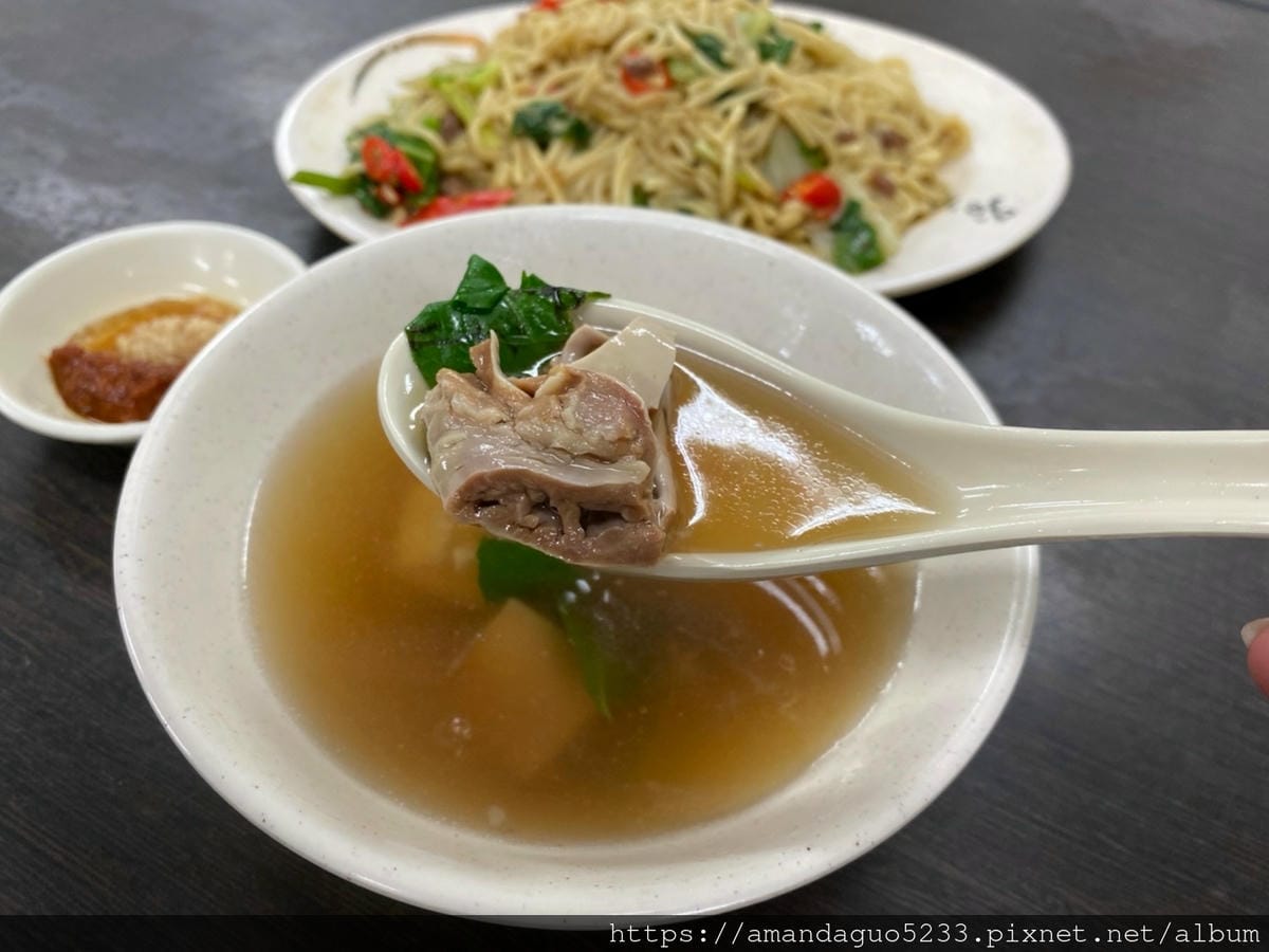 食記-台北市大安區老李牛雜通化夜市人氣牛肉料理,整個牆 食記-台北市大安區老李牛雜通化夜市人氣牛肉料理,整個牆