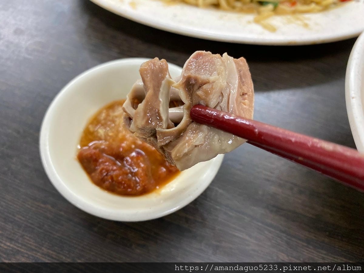 食記-台北市大安區老李牛雜通化夜市人氣牛肉料理,整個牆 食記-台北市大安區老李牛雜通化夜市人氣牛肉料理,整個牆