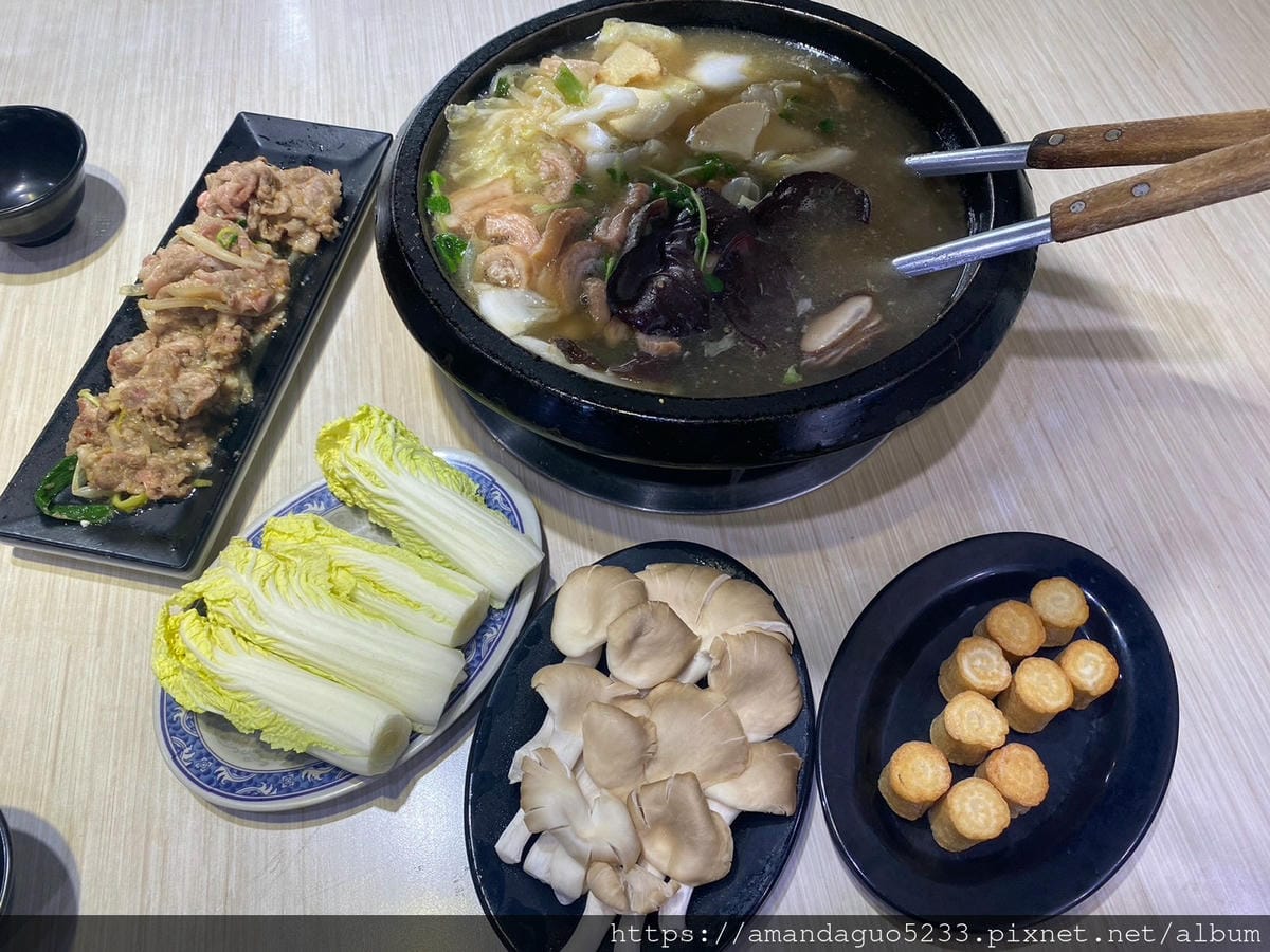 食記-新北市新莊區雅香石頭火鍋(新莊店)隱身在二樓的老