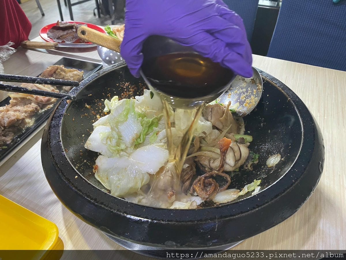 食記-新北市新莊區雅香石頭火鍋(新莊店)隱身在二樓的老