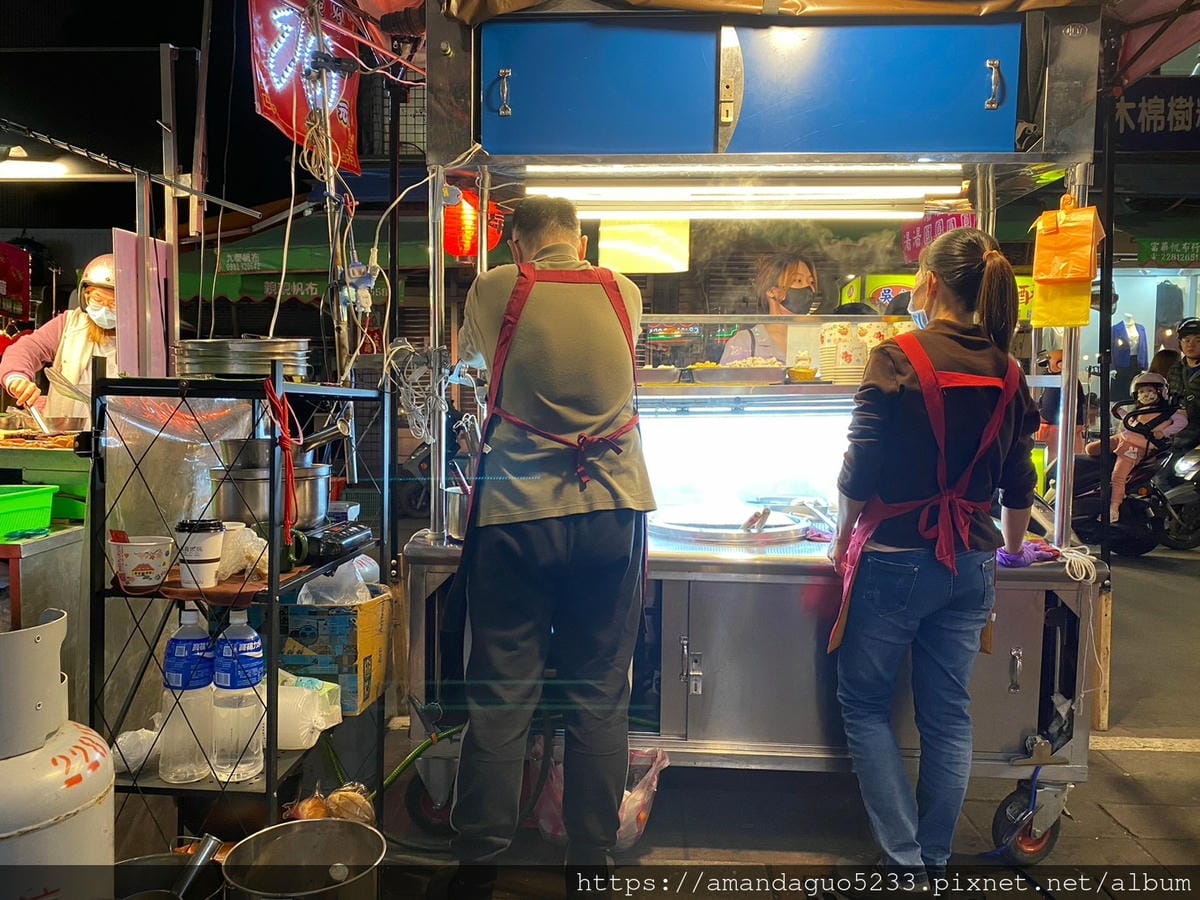 食記-新北市蘆洲區越來越圓手工芋圓專賣蘆洲夜市甜湯攤,