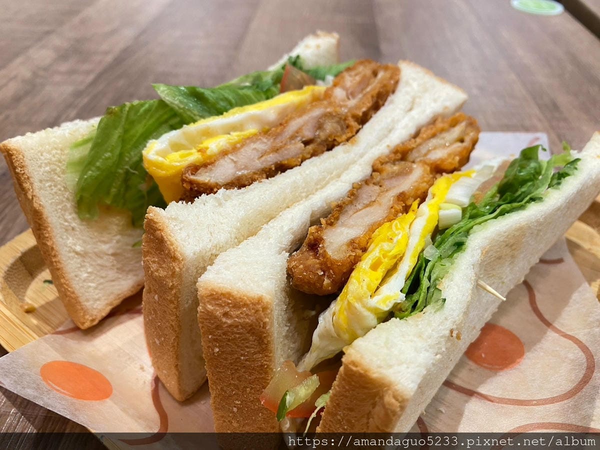 食記-新北市蘆洲區春甜早午餐長安街後段大份量早午餐店!
