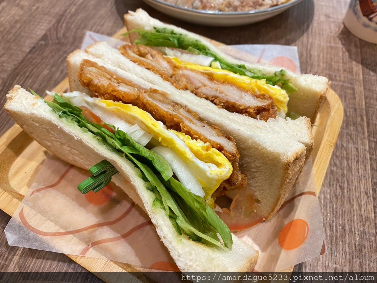食記-新北市蘆洲區春甜早午餐長安街後段大份量早午餐店!