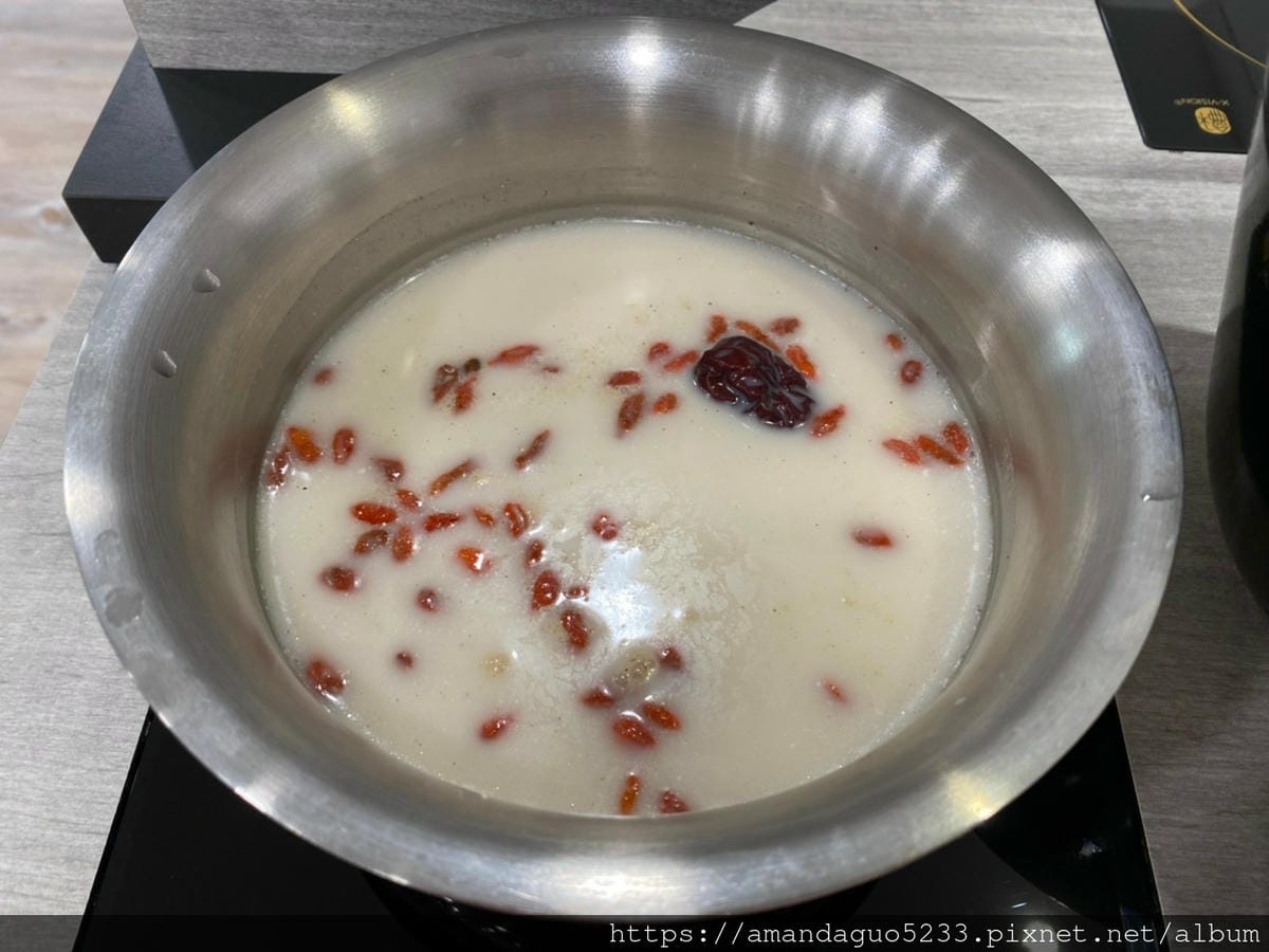 食記-台北市信義區品湯(市政府店)白色麻辣鍋專門店,來 食記-台北市信義區品湯(市政府店)白色麻辣鍋專門店,來