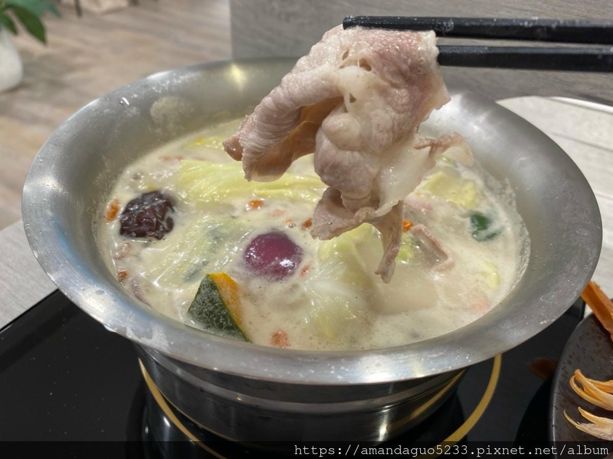 食記-台北市信義區品湯(市政府店)白色麻辣鍋專門店,來 食記-台北市信義區品湯(市政府店)白色麻辣鍋專門店,來