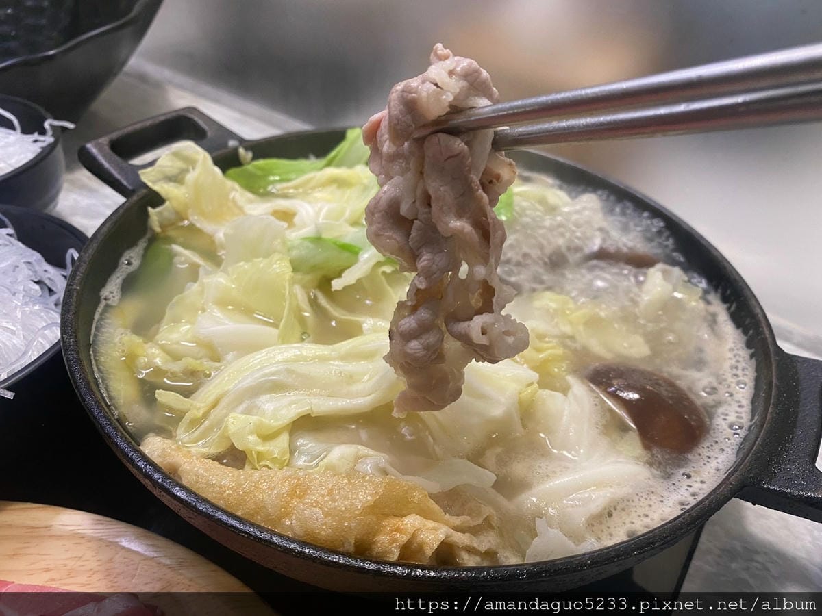 食記-台北市信義區養鍋(台北松菸店)捷運市府站平價肉量 食記-台北市信義區養鍋(台北松菸店)捷運市府站平價肉量