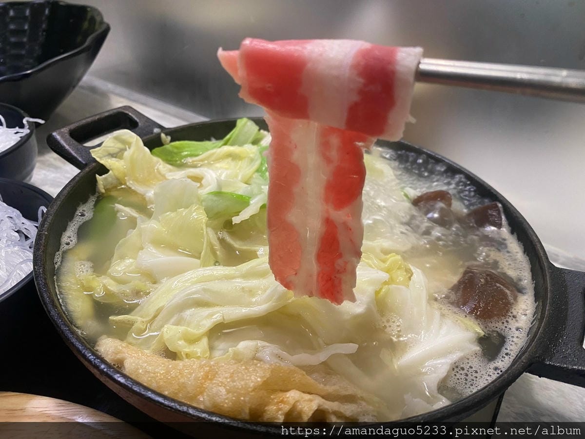 食記-台北市信義區養鍋(台北松菸店)捷運市府站平價肉量 食記-台北市信義區養鍋(台北松菸店)捷運市府站平價肉量