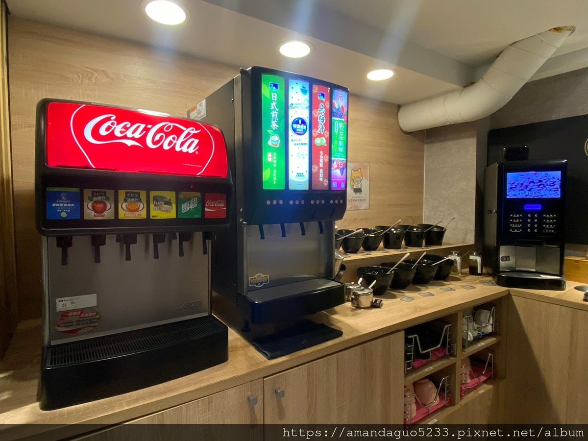 食記-台北市信義區養鍋(台北松菸店)捷運市府站平價肉量 食記-台北市信義區養鍋(台北松菸店)捷運市府站平價肉量