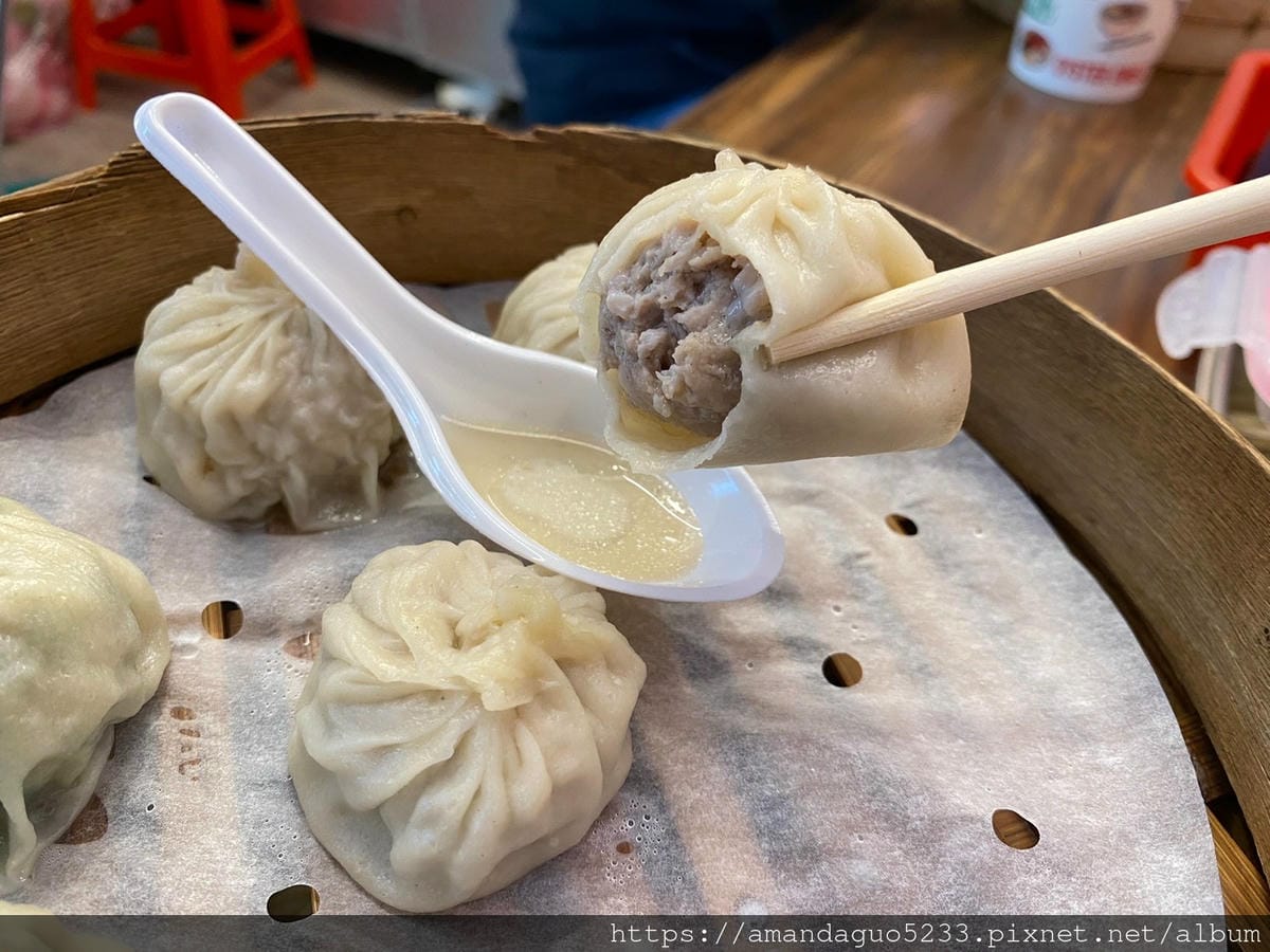 食記-新北市蘆洲區虎尾鮮肉湯包蘆洲店新開幕!現點現做好