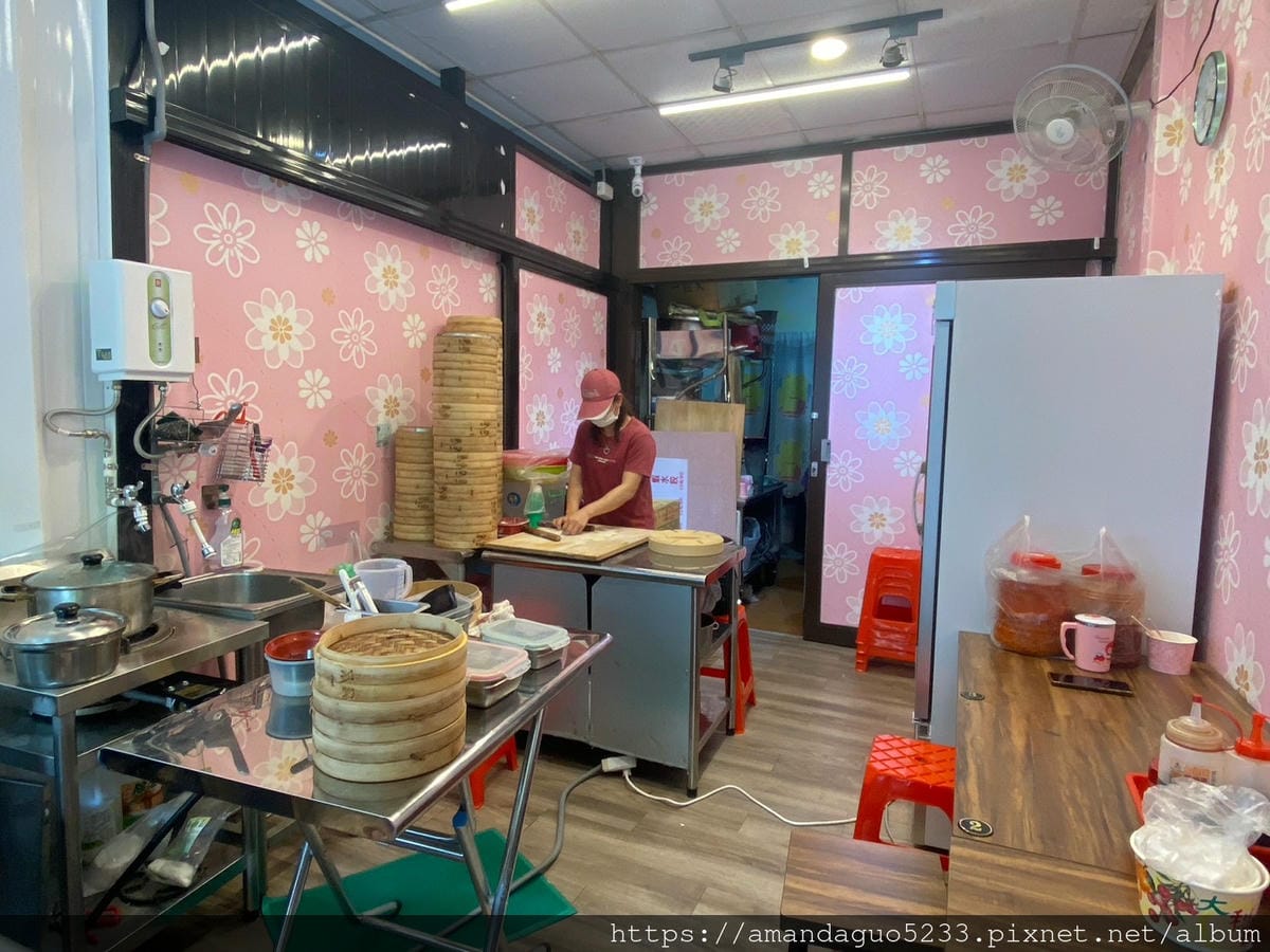 食記-新北市蘆洲區虎尾鮮肉湯包蘆洲店新開幕!現點現做好