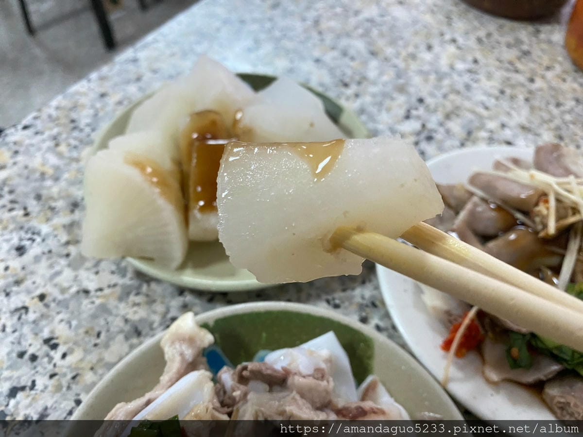 食記-台北市信義區(永春市場)米粉湯永春市場人氣平價米