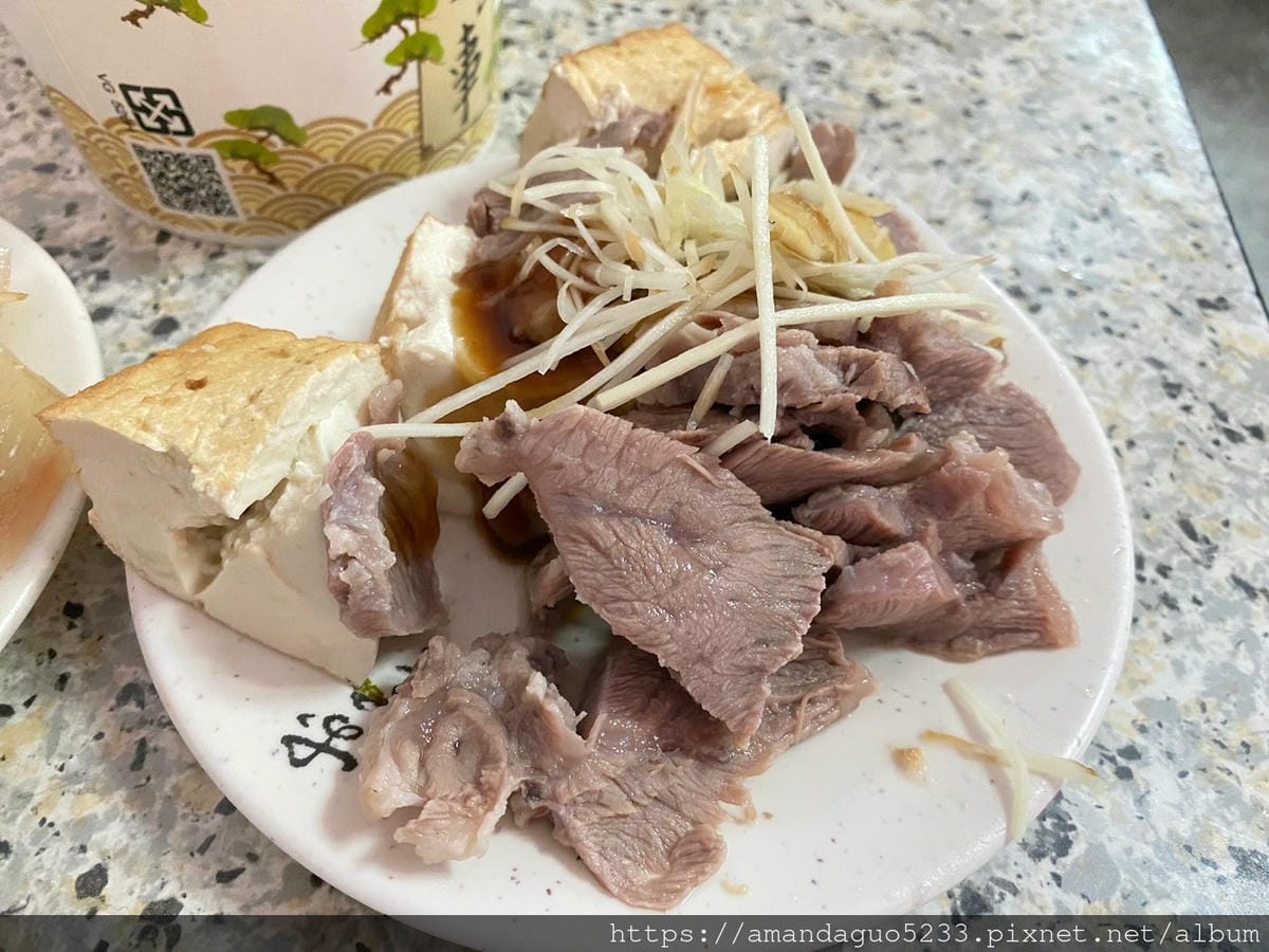 食記-台北市信義區(永春市場)米粉湯永春市場人氣平價米
