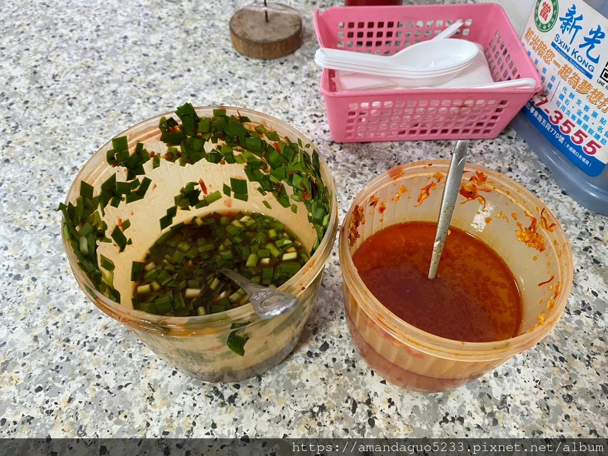 食記-台北市信義區(永春市場)米粉湯永春市場人氣平價米