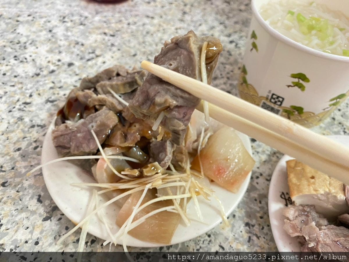 食記-台北市信義區(永春市場)米粉湯永春市場人氣平價米