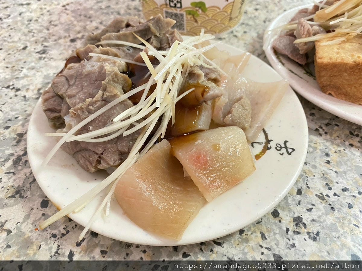 食記-台北市信義區(永春市場)米粉湯永春市場人氣平價米