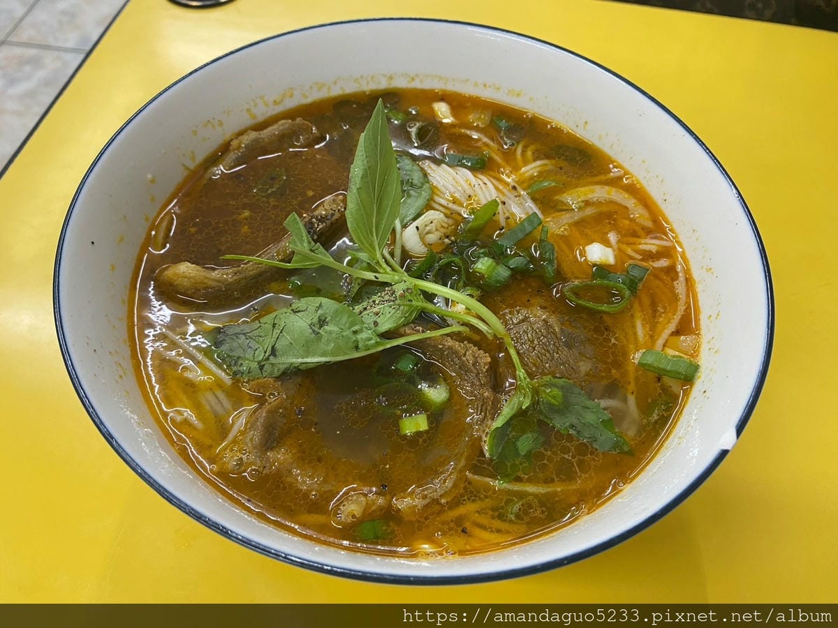 食記-宜蘭縣頭城鎮越南小吃店誤打誤撞吃到這間無名越南小 食記-宜蘭縣頭城鎮越南小吃店誤打誤撞吃到這間無名越南小
