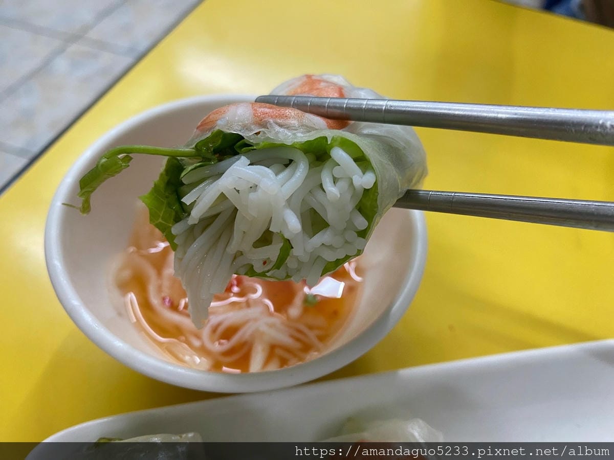 食記-宜蘭縣頭城鎮越南小吃店誤打誤撞吃到這間無名越南小 食記-宜蘭縣頭城鎮越南小吃店誤打誤撞吃到這間無名越南小