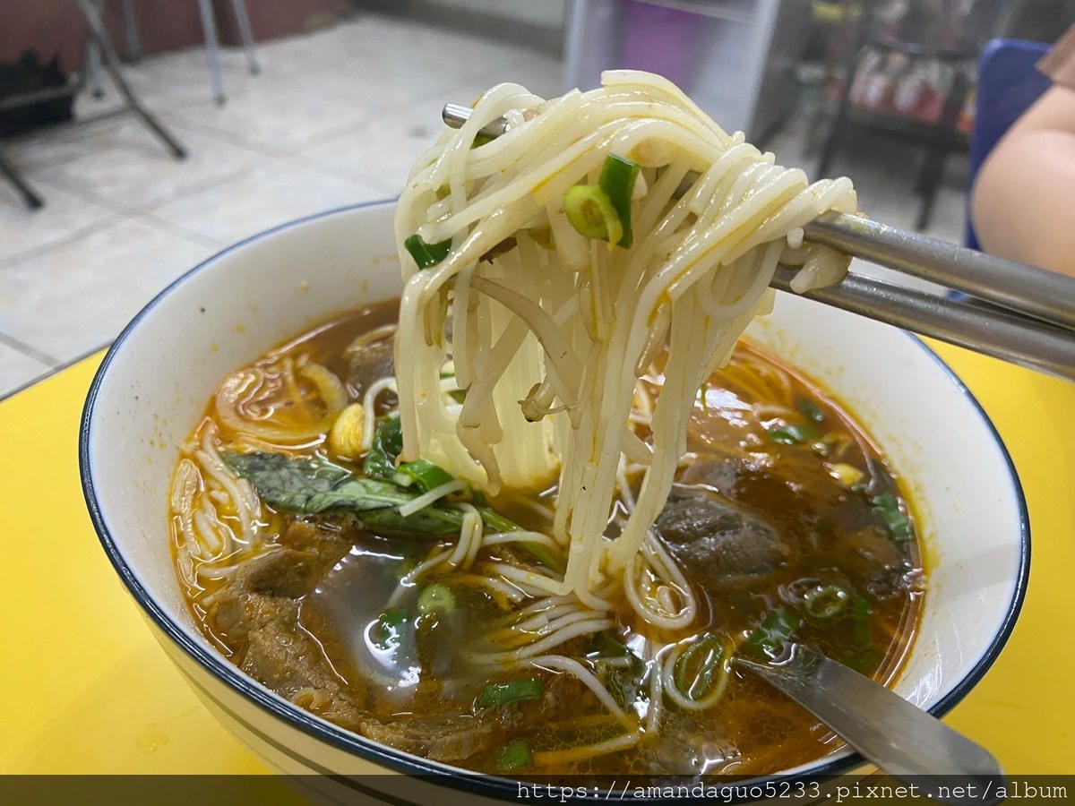 食記-宜蘭縣頭城鎮越南小吃店誤打誤撞吃到這間無名越南小 食記-宜蘭縣頭城鎮越南小吃店誤打誤撞吃到這間無名越南小