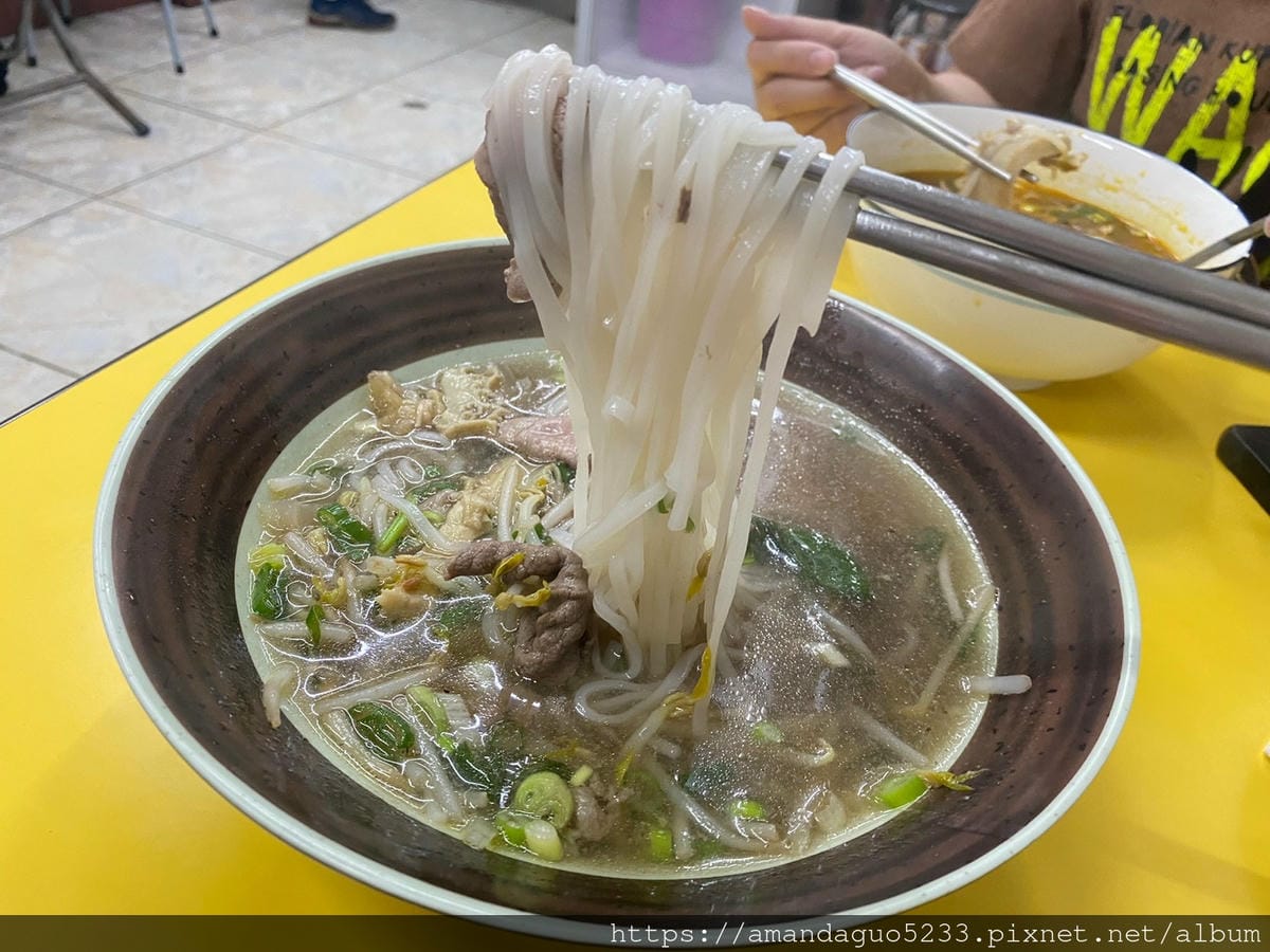 食記-宜蘭縣頭城鎮越南小吃店誤打誤撞吃到這間無名越南小 食記-宜蘭縣頭城鎮越南小吃店誤打誤撞吃到這間無名越南小