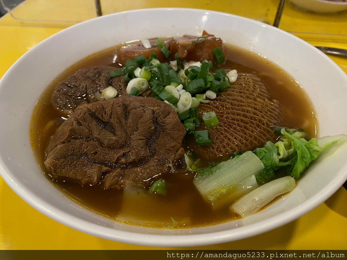 食記-宜蘭縣頭城鎮龍記牛肉麵一天只營業三小時的快閃牛肉 食記-宜蘭縣頭城鎮龍記牛肉麵一天只營業三小時的快閃牛肉