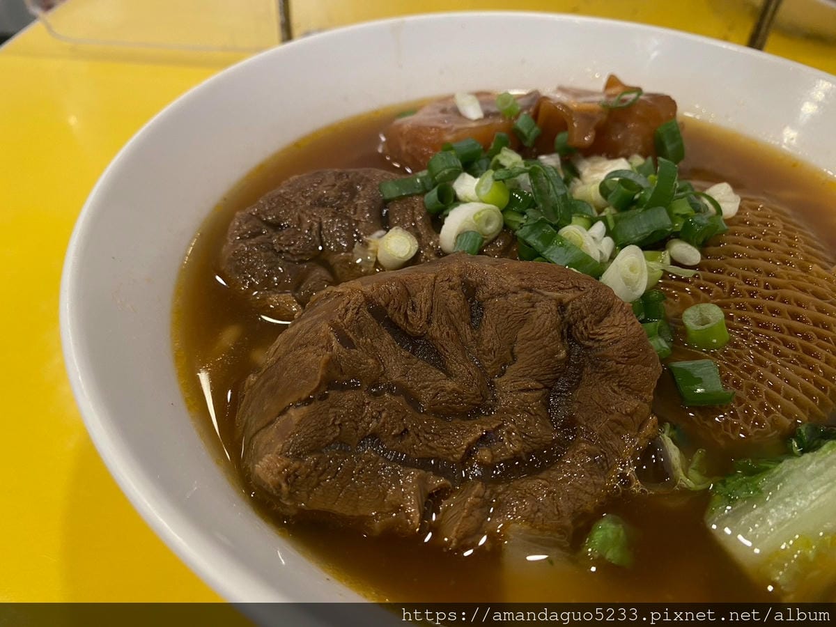 食記-宜蘭縣頭城鎮龍記牛肉麵一天只營業三小時的快閃牛肉 食記-宜蘭縣頭城鎮龍記牛肉麵一天只營業三小時的快閃牛肉