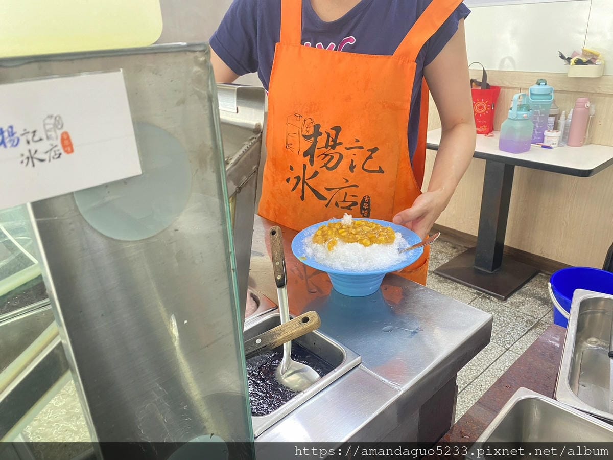 食記-台北市萬華區楊記冰城西門町經營一甲子特色玉米冰,