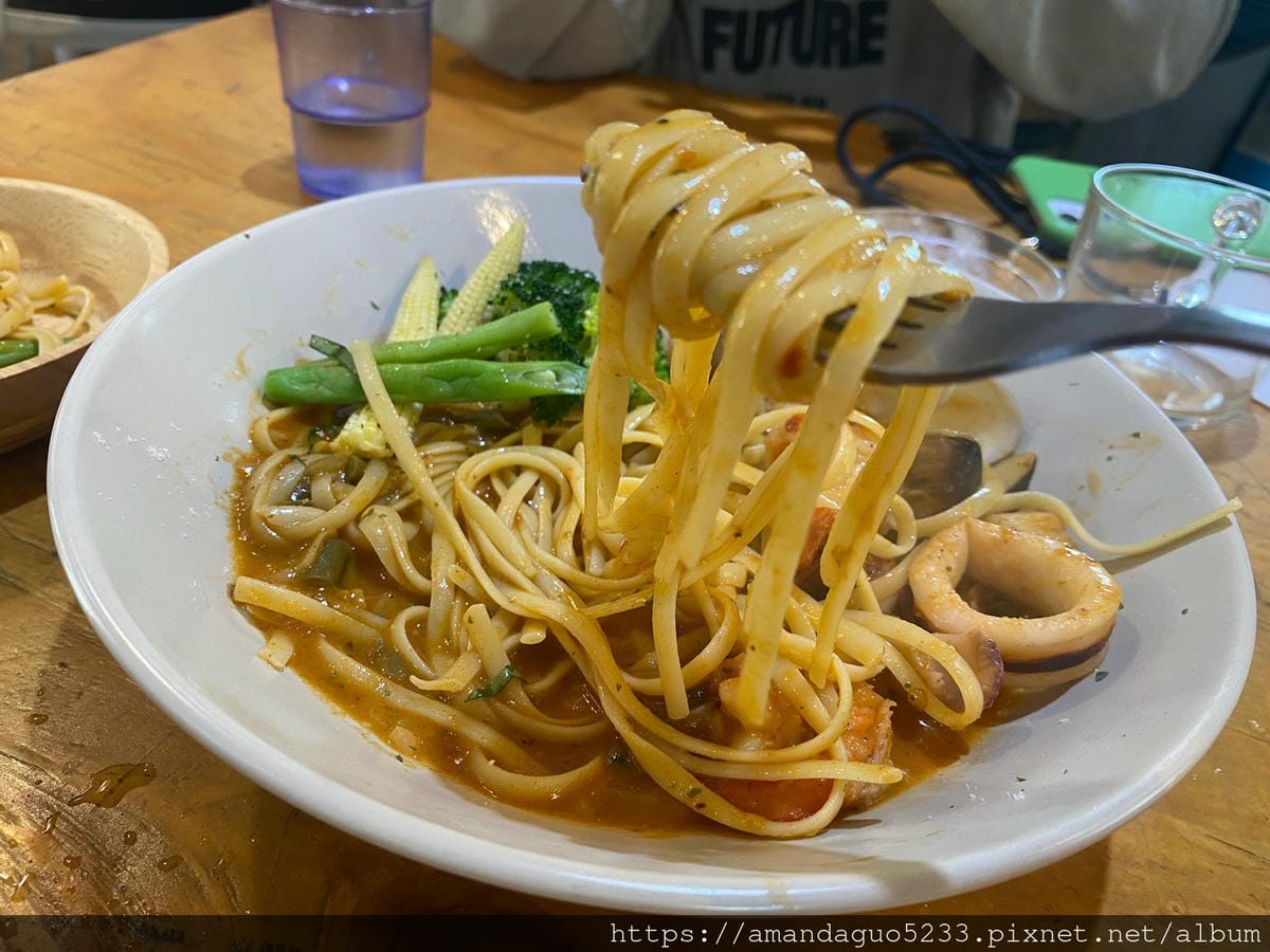 食記-宜蘭縣頭城鎮匠客福早午餐義大利麵位居較偏僻的美味
