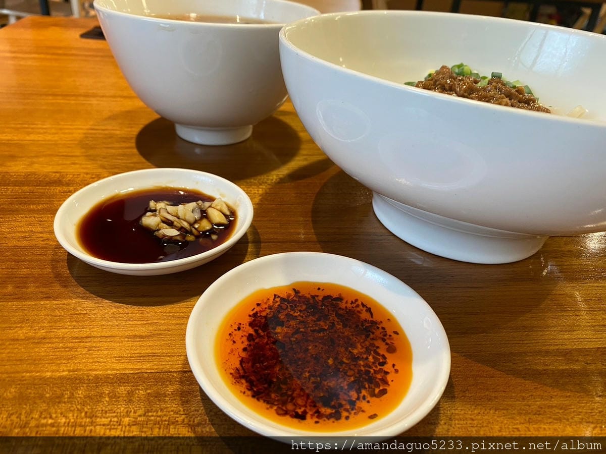食記-台北市信義區翟九麵食館(遠百信義A13)來自眷村