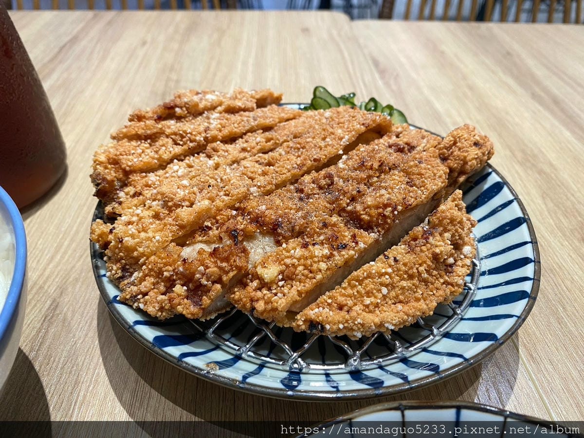 食記-台北市信義區忠青商行(遠百信義A13)台灣味十足