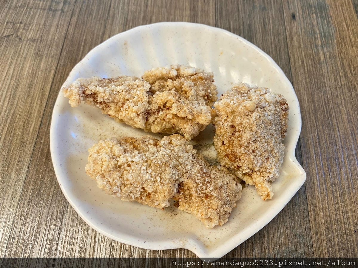 食記-台北市大安區黃𩵚魠魚羹清甜蔬菜羹湯配上大塊香酥土 食記-台北市大安區黃𩵚魠魚羹清甜蔬菜羹湯配上大塊香酥土