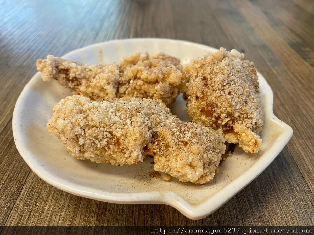 食記-台北市大安區黃𩵚魠魚羹清甜蔬菜羹湯配上大塊香酥土 食記-台北市大安區黃𩵚魠魚羹清甜蔬菜羹湯配上大塊香酥土