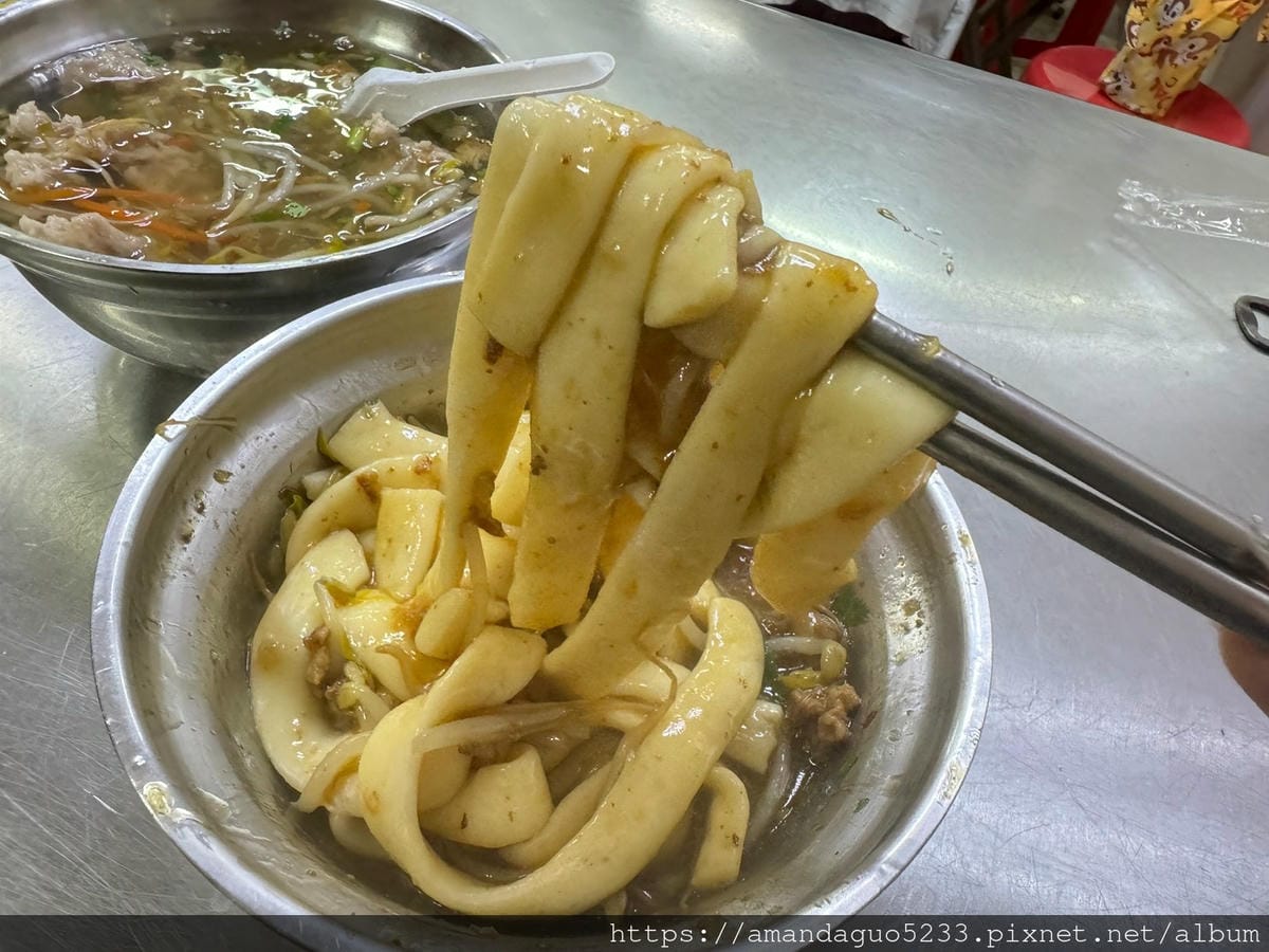 食記-台北市北投區上全肉羹北投市場人氣肉羹老店,湯頭清