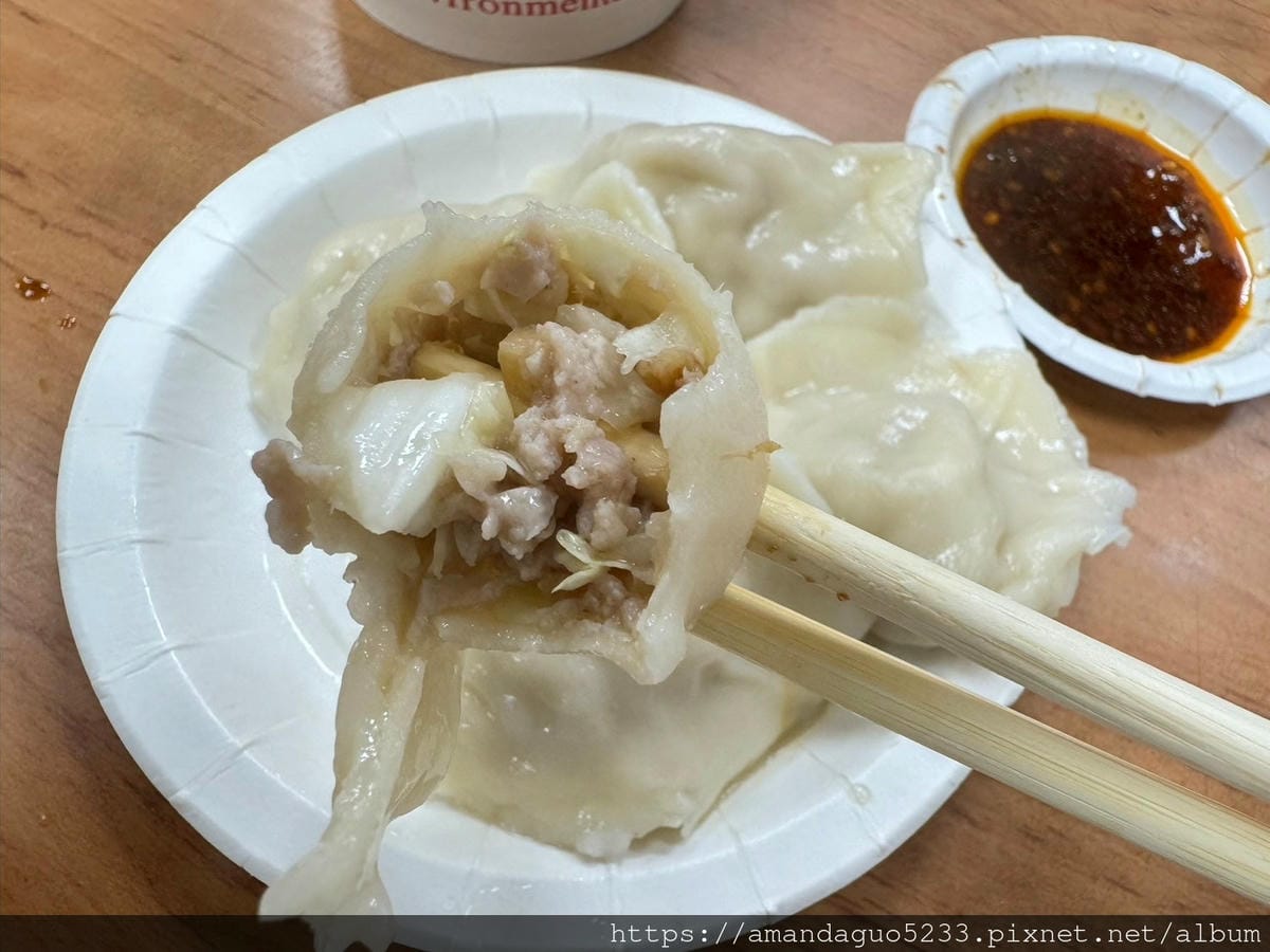 食記-台北市北投區阿財鍋貼餃子專賣店裕民商圈美食扛霸子