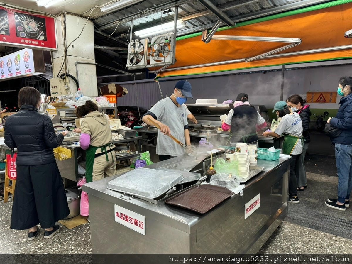 食記-台北市北投區阿財鍋貼餃子專賣店裕民商圈美食扛霸子