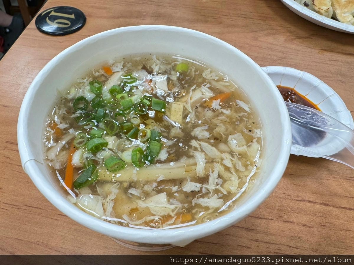 食記-台北市北投區阿財鍋貼餃子專賣店裕民商圈美食扛霸子