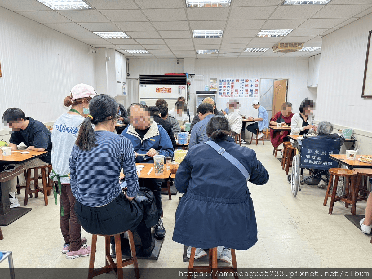 食記-台北市北投區阿財鍋貼餃子專賣店裕民商圈美食扛霸子