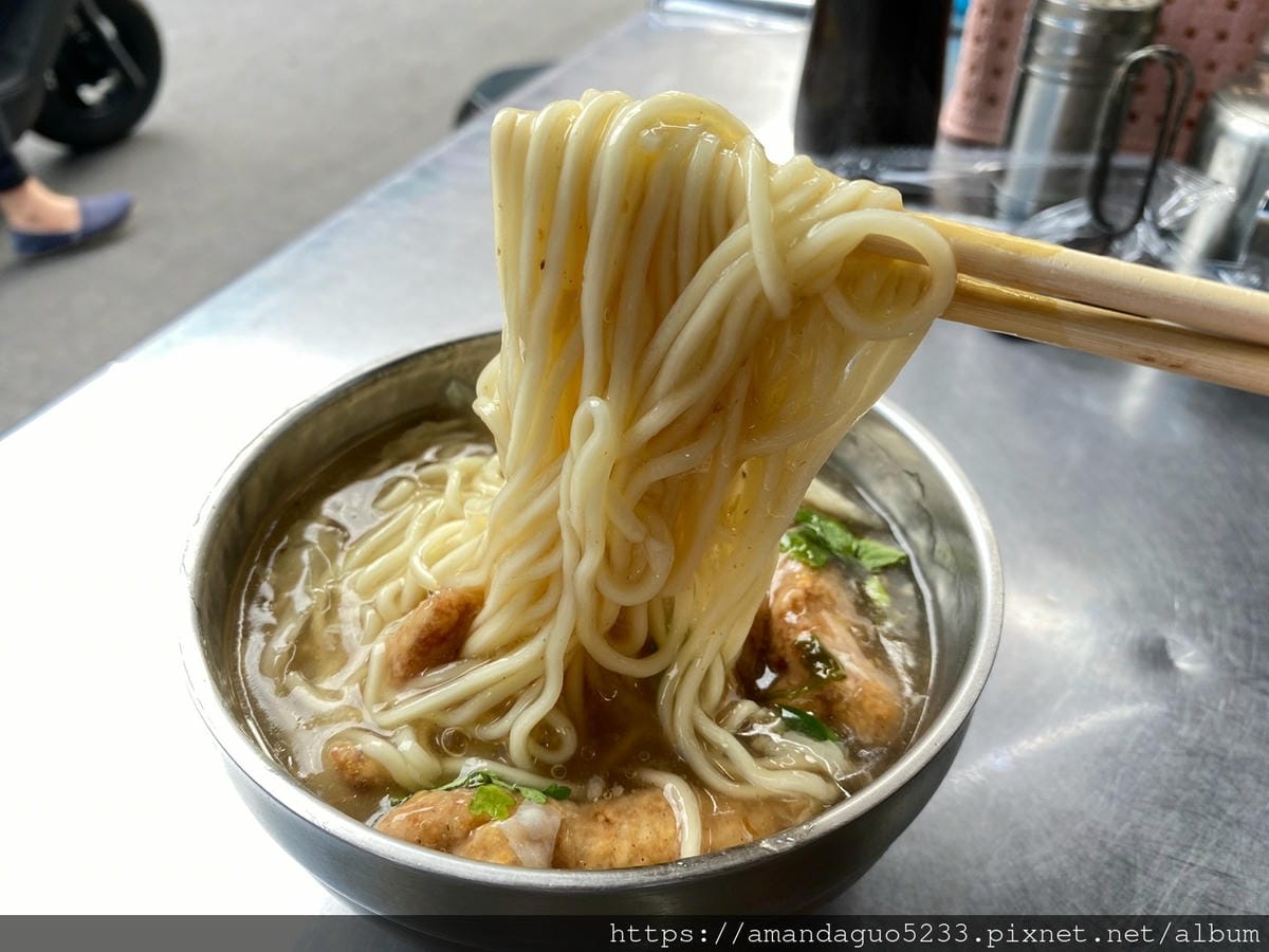 食記-台北市北投區石牌商城土魠魚羹裕民商圈內酥香細緻土 食記-台北市北投區石牌商城土魠魚羹裕民商圈內酥香細緻土