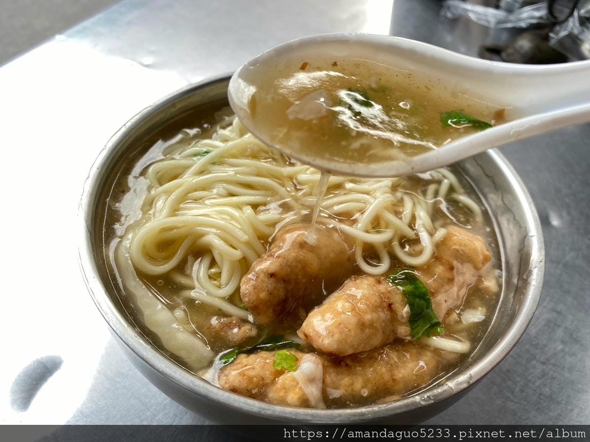 食記-台北市北投區石牌商城土魠魚羹裕民商圈內酥香細緻土 食記-台北市北投區石牌商城土魠魚羹裕民商圈內酥香細緻土