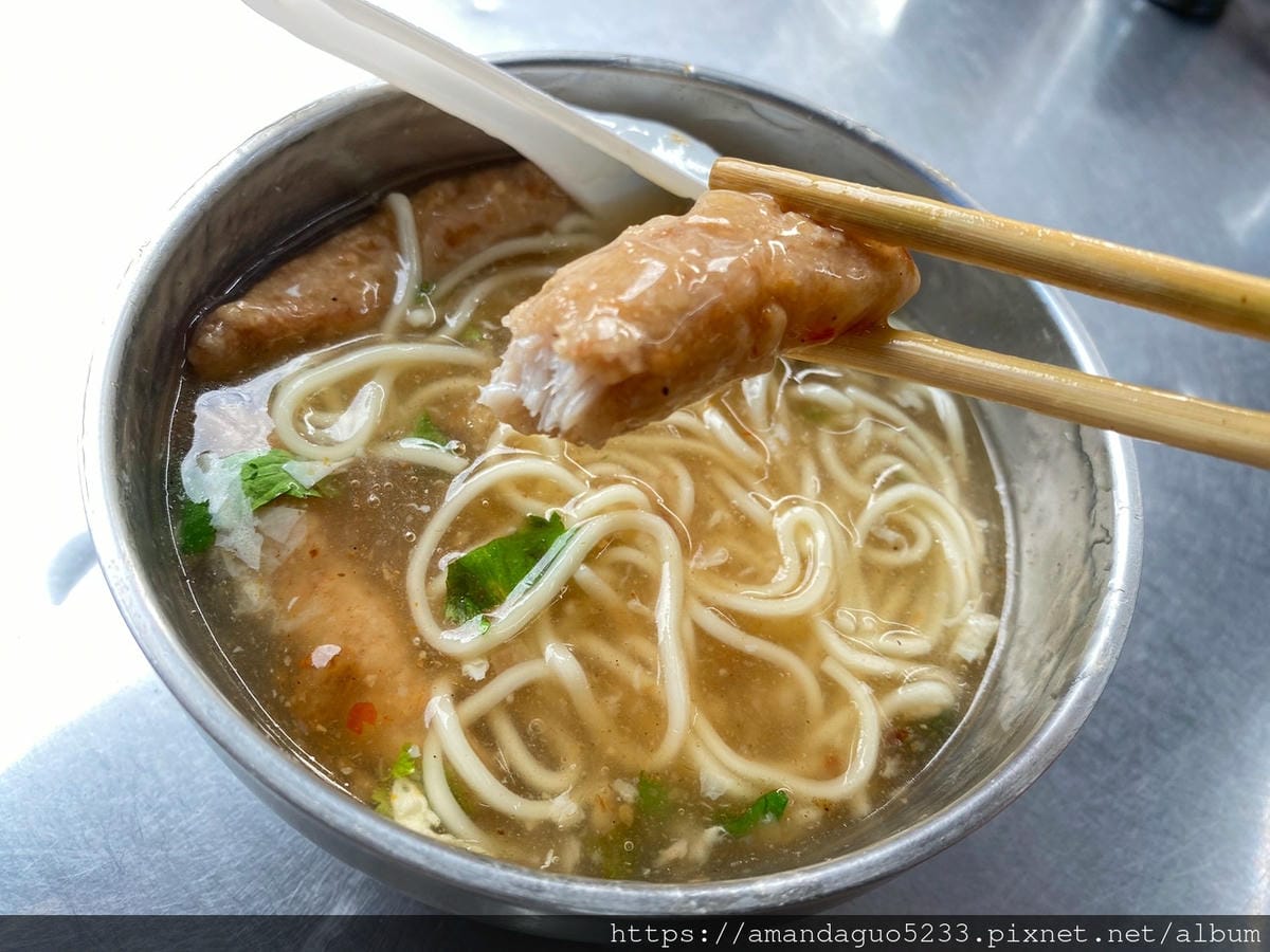 食記-台北市北投區石牌商城土魠魚羹裕民商圈內酥香細緻土 食記-台北市北投區石牌商城土魠魚羹裕民商圈內酥香細緻土