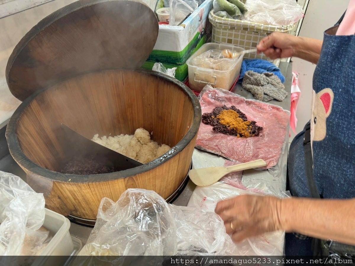 食記-台北市中山區青菜小滷雞/雙連古早味飯糰上午賣飯糰 食記-台北市中山區青菜小滷雞/雙連古早味飯糰上午賣飯糰
