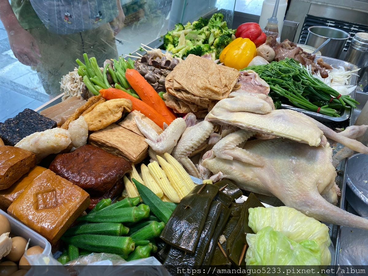 食記-台北市中山區青菜小滷雞/雙連古早味飯糰上午賣飯糰 食記-台北市中山區青菜小滷雞/雙連古早味飯糰上午賣飯糰