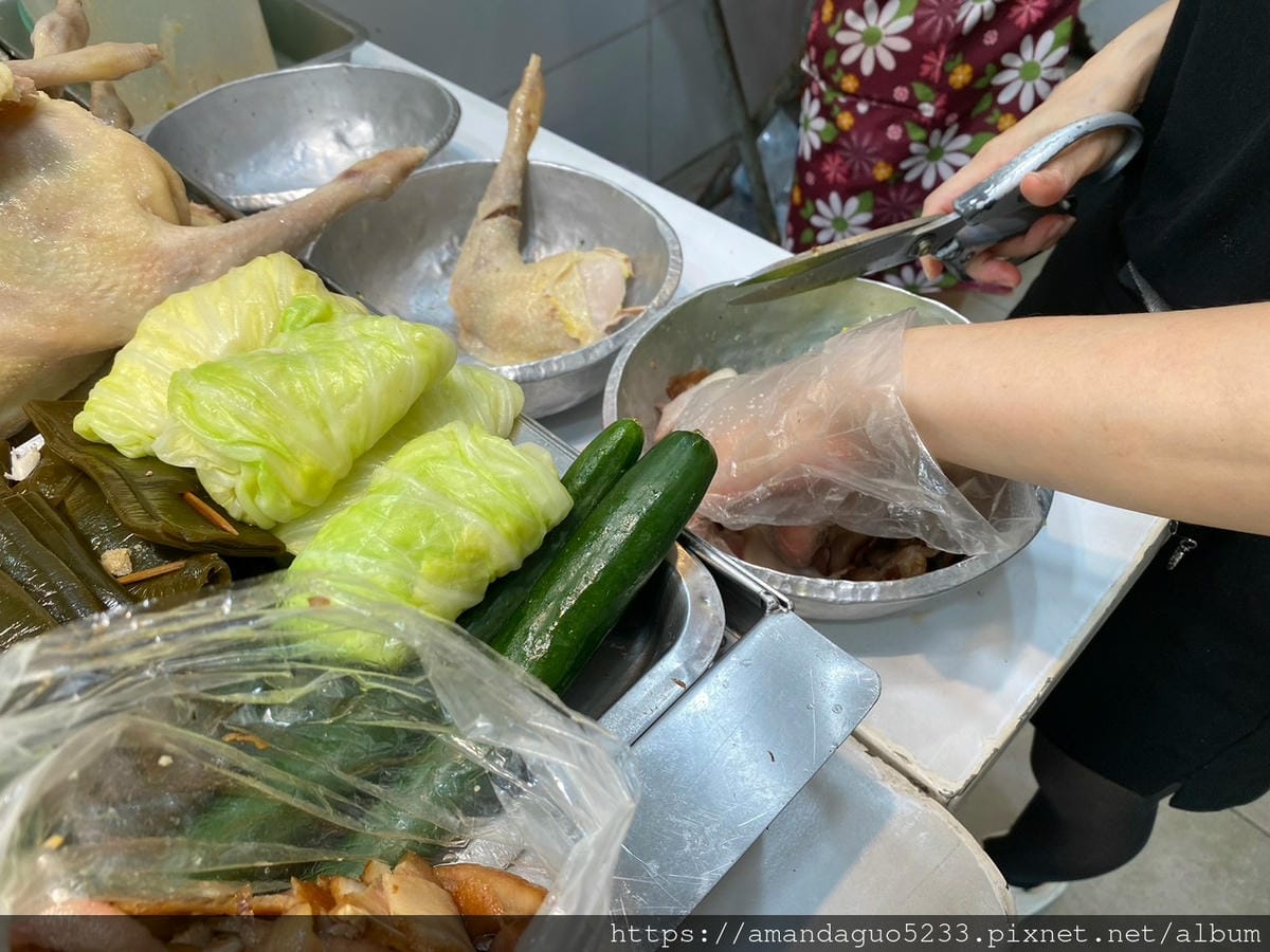 食記-台北市中山區青菜小滷雞/雙連古早味飯糰上午賣飯糰 食記-台北市中山區青菜小滷雞/雙連古早味飯糰上午賣飯糰