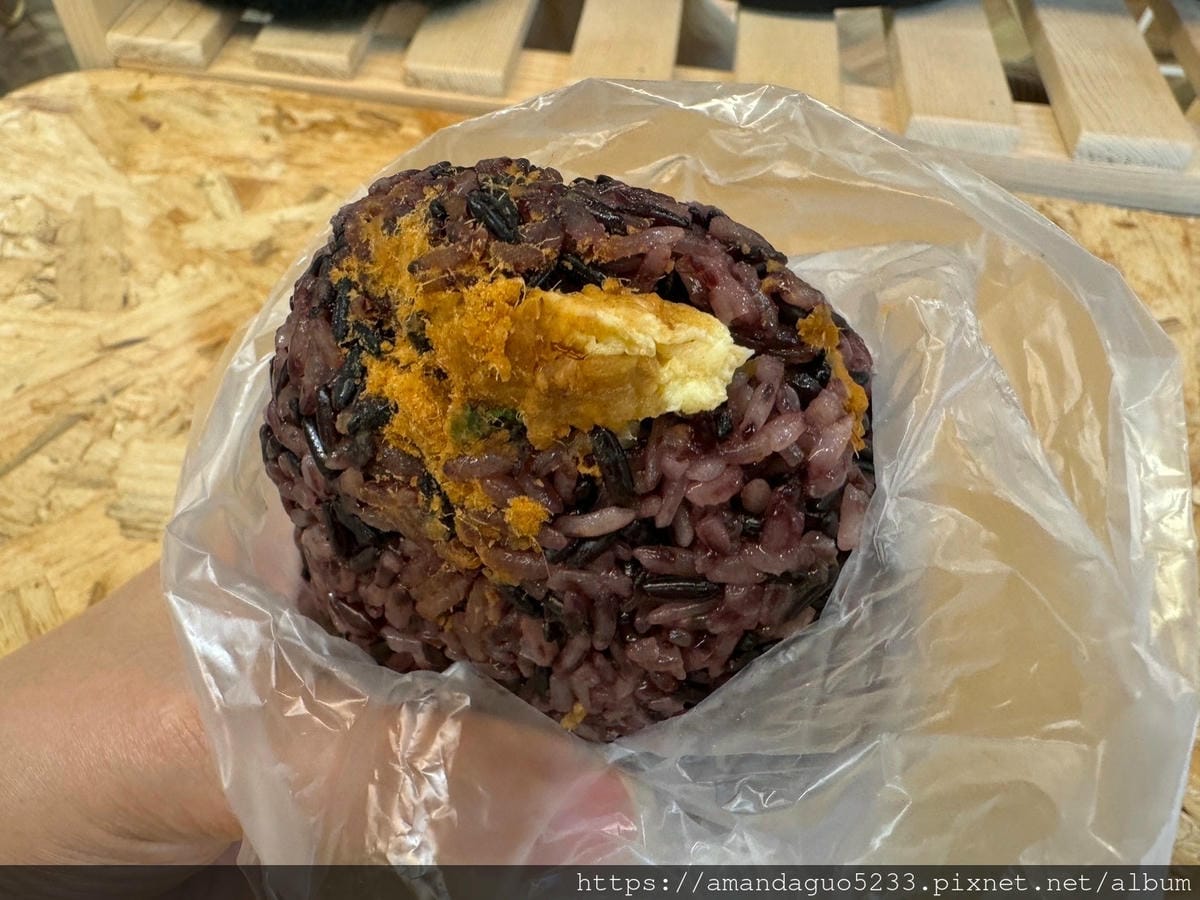 食記-台北市中山區青菜小滷雞/雙連古早味飯糰上午賣飯糰 食記-台北市中山區青菜小滷雞/雙連古早味飯糰上午賣飯糰