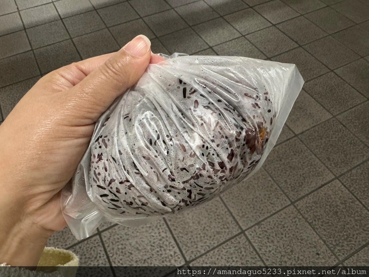 食記-台北市中山區青菜小滷雞/雙連古早味飯糰上午賣飯糰 食記-台北市中山區青菜小滷雞/雙連古早味飯糰上午賣飯糰
