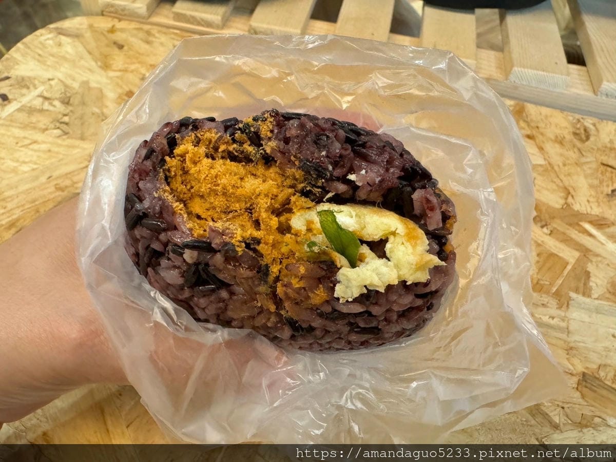 食記-台北市中山區青菜小滷雞/雙連古早味飯糰上午賣飯糰 食記-台北市中山區青菜小滷雞/雙連古早味飯糰上午賣飯糰